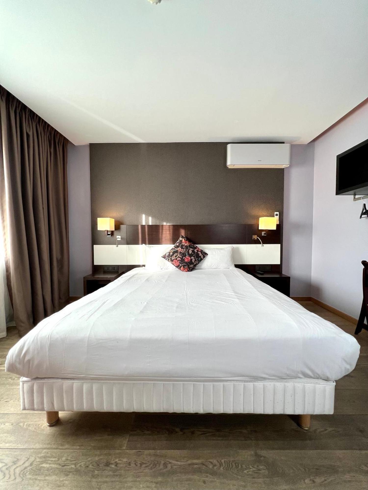 Skol L'Original Otel Strassen Dış mekan fotoğraf