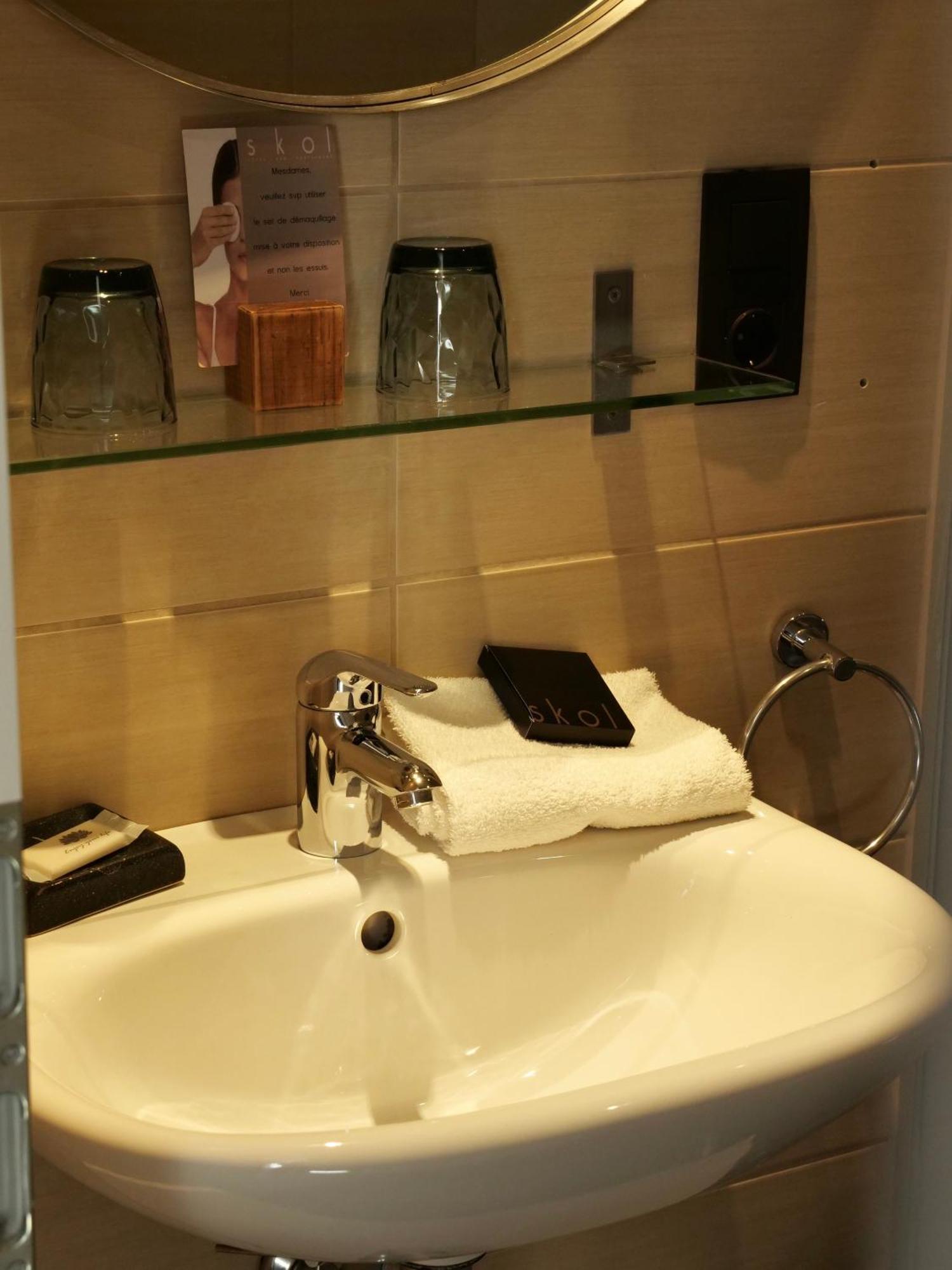 Skol L'Original Otel Strassen Dış mekan fotoğraf